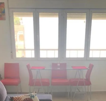 Modern In With Spacious Terrace And 250m From The * Torrevieja